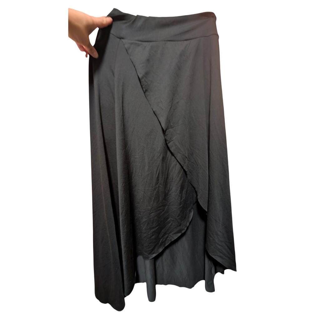 Cozy Black Elastic Crossover Skirt, Size Large